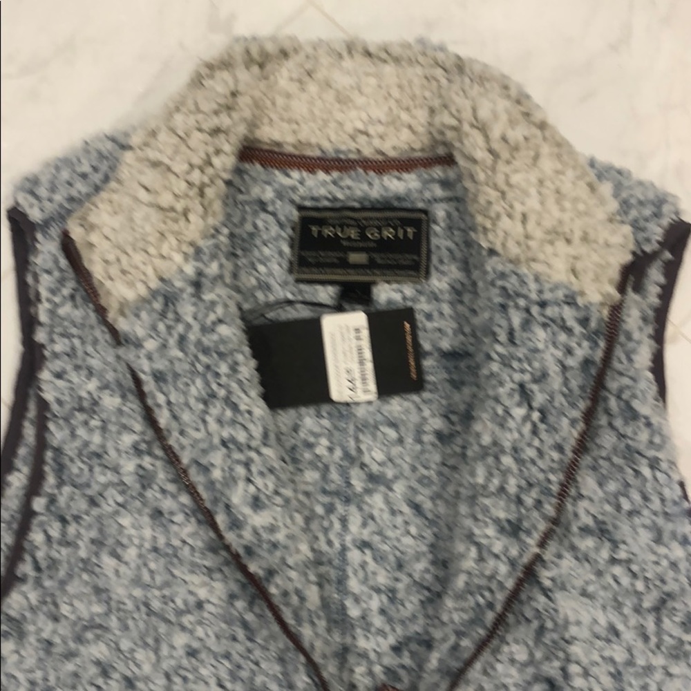 🆕 True Grit Vest - Picture 3 of 11